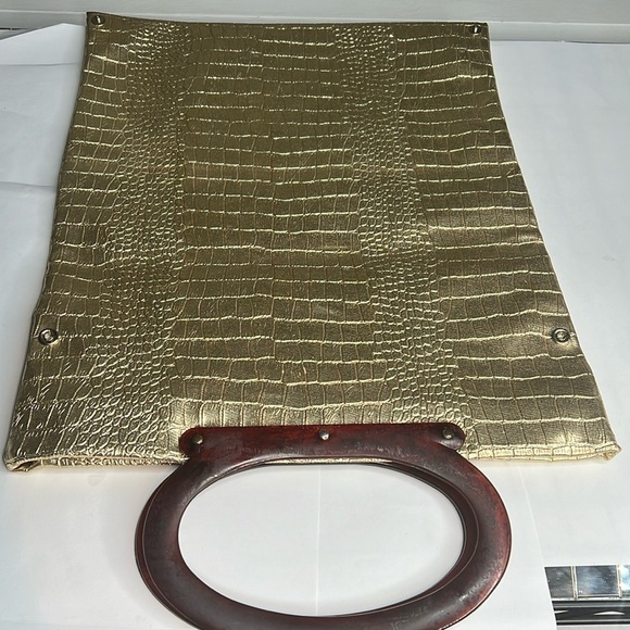 Vintage Lady's Pride Gold Croc Embossed  Folding Lucite Double Handle Tote Bag - Picture 3 of 11